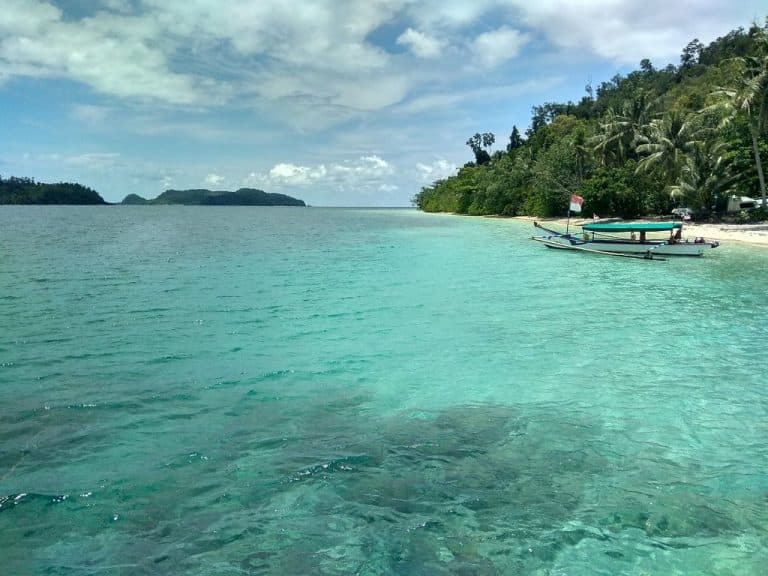 Padang Island Snorkeling Fishing